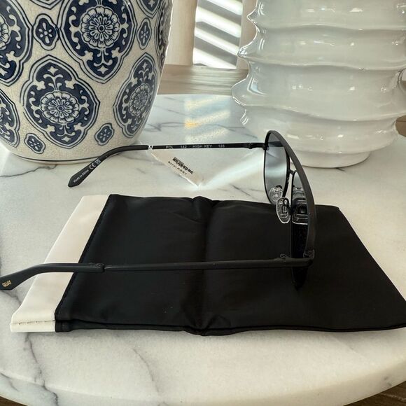 NWT Quay HIGH KEY Polarized sunglasses - Picture 3 of 5